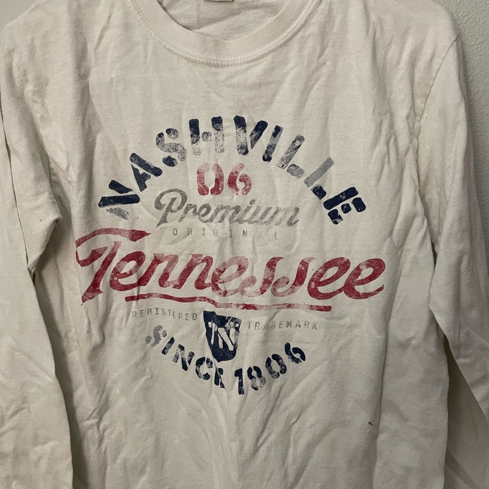 Long sleeve t shirt